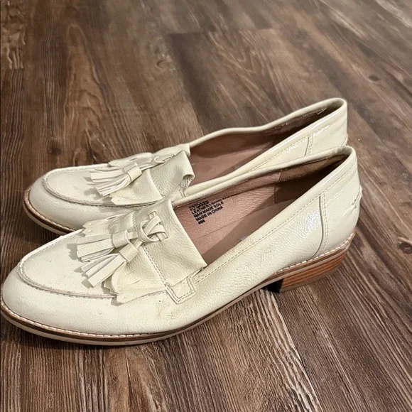 Steve Madden Ivory Tassel Loafers - Picture 3 of 5